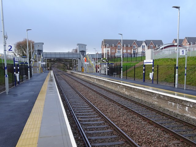 Warrington West Railway Station © Nigel Thompson Cc-by-sa/2.0 ...