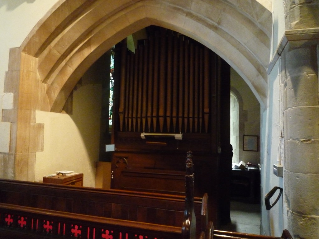 St. John the Baptist Church (Organ |... © Fabian Musto cc-by-sa/2.0 ...