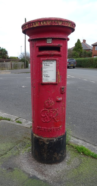 George V postbox on Charles Street, Selby