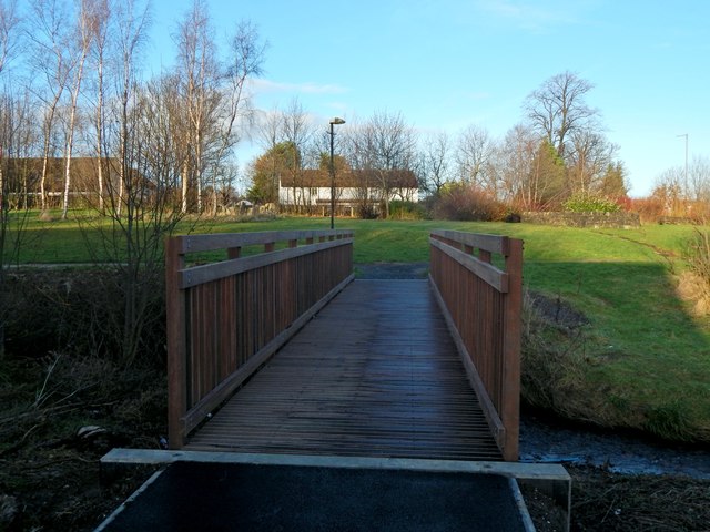 Footbridge over the Mill Burn