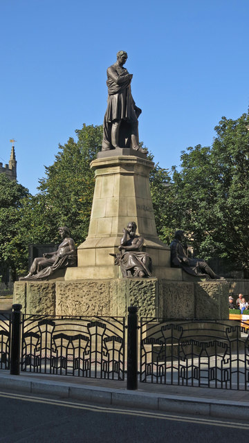 Stephenson Memorial, Westgate Road, NE1... © Mike Quinn :: Geograph ...