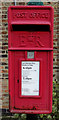 Elizabeth II postbox on Main Street, Ulleskelf