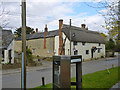 Phone box and thatched house, Gawcott