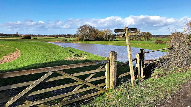 River Adur - looking upstream from the... © Ian Cunliffe :: Geograph ...