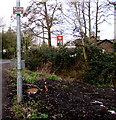 The Stonehouse direction sign, Lighthouse Road, Newport