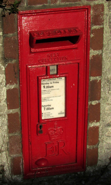 Postbox, Wadebridge
