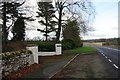 Roman Road passing entrance to Edenbridge