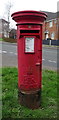 Elizabeth II postbox on Landscove Avenue, Bradford