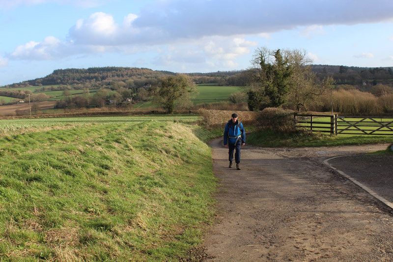 Wessex Ridgeway Descending Towards West Chris Heaton Cc By Sa Geograph Britain And