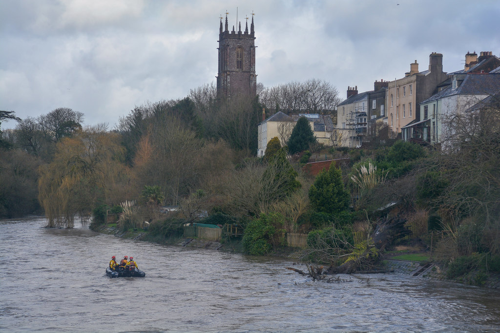 Tiverton : River Exe © Lewis Clarke cc-by-sa/2.0 :: Geograph Britain ...