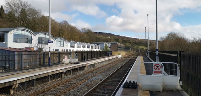 Extended platform at Hathersage station