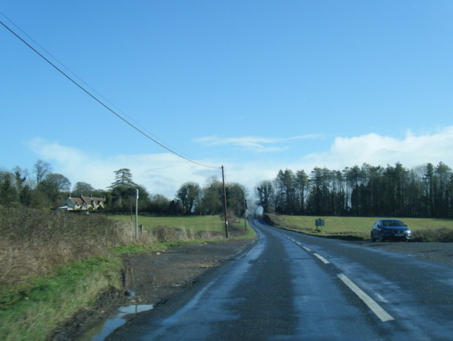 B4465 near Dodington