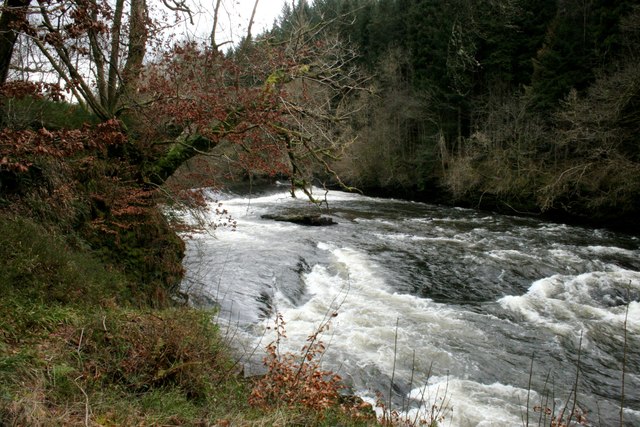 Weir on the River Clyde