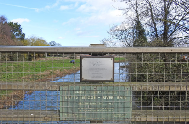 Memorial on Butts Bridge over the River Bain