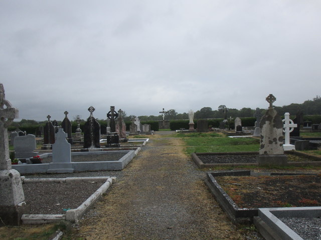 Drishane Cemetery © Jonathan Thacker :: Geograph Ireland