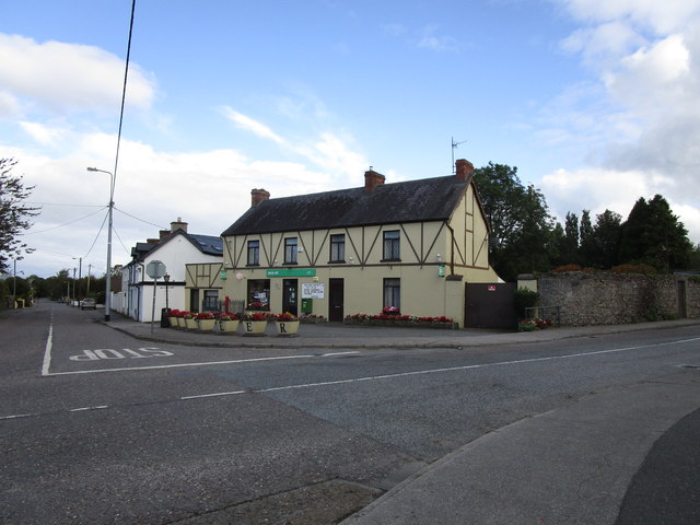 The Post Office, Banteer © Jonathan Thacker :: Geograph Ireland