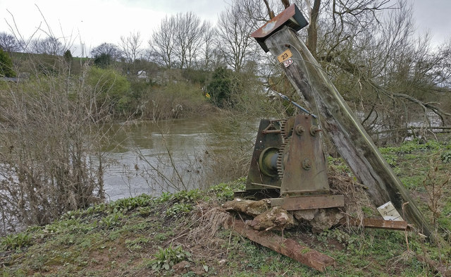 Site of the former Hampton Loade Ferry