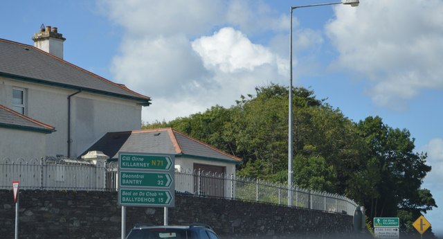 Road sign, N71