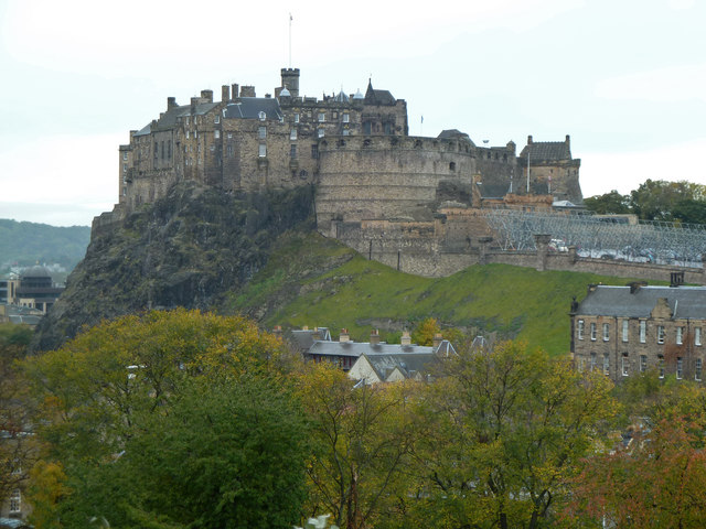 Edinburgh Castle by Chris Allen