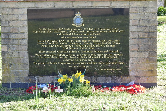 Memorial to a mid-air crash at Earith
