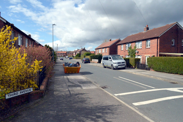 Third Avenue, Windy Bank, Liversedge © habiloid :: Geograph Britain and ...