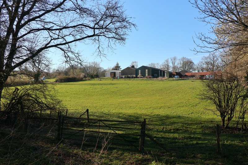 spilstead-farm-oast-house-archive-cc-by-sa-2-0-geograph-britain