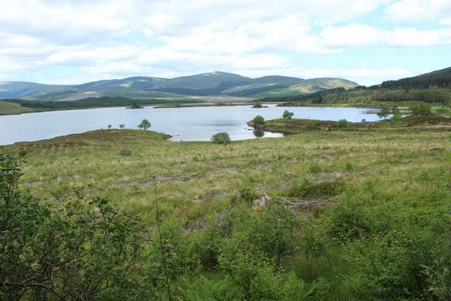 Alongside Loch Dee © Graham Robson cc-by-sa/2.0 :: Geograph Britain and ...