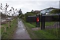 Thames Path towards the M25