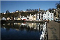 NM5055 : Tobermory Waterfront by Colin Park