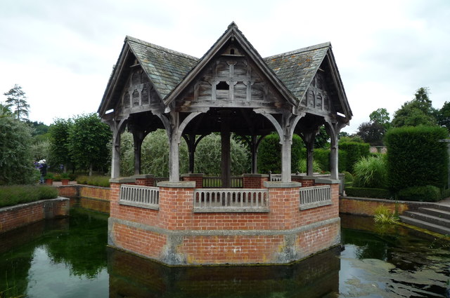 Summer House at Hampton Court Gardens (Hope-Under-Dinmore)