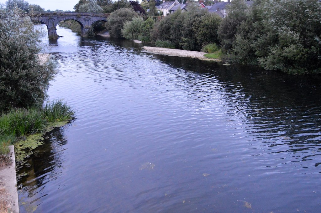 river-nore-n-chadwick-cc-by-sa-2-0-geograph-ireland