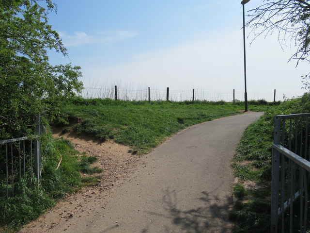 Footpath off Milton Road Catshill