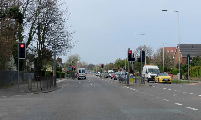 New Chester Road in Bromborough © Steve Daniels :: Geograph Britain and ...