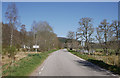 NH3939 : A831 road, into Struy by Craig Wallace