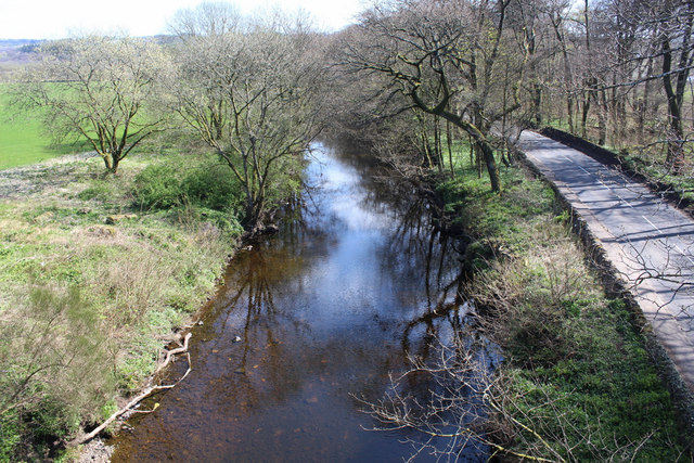 The A760 road and the River Calder