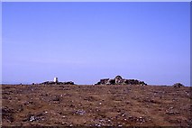 NY6834 : Summit of Cross Fell - shelter and trig point by Colin Park
