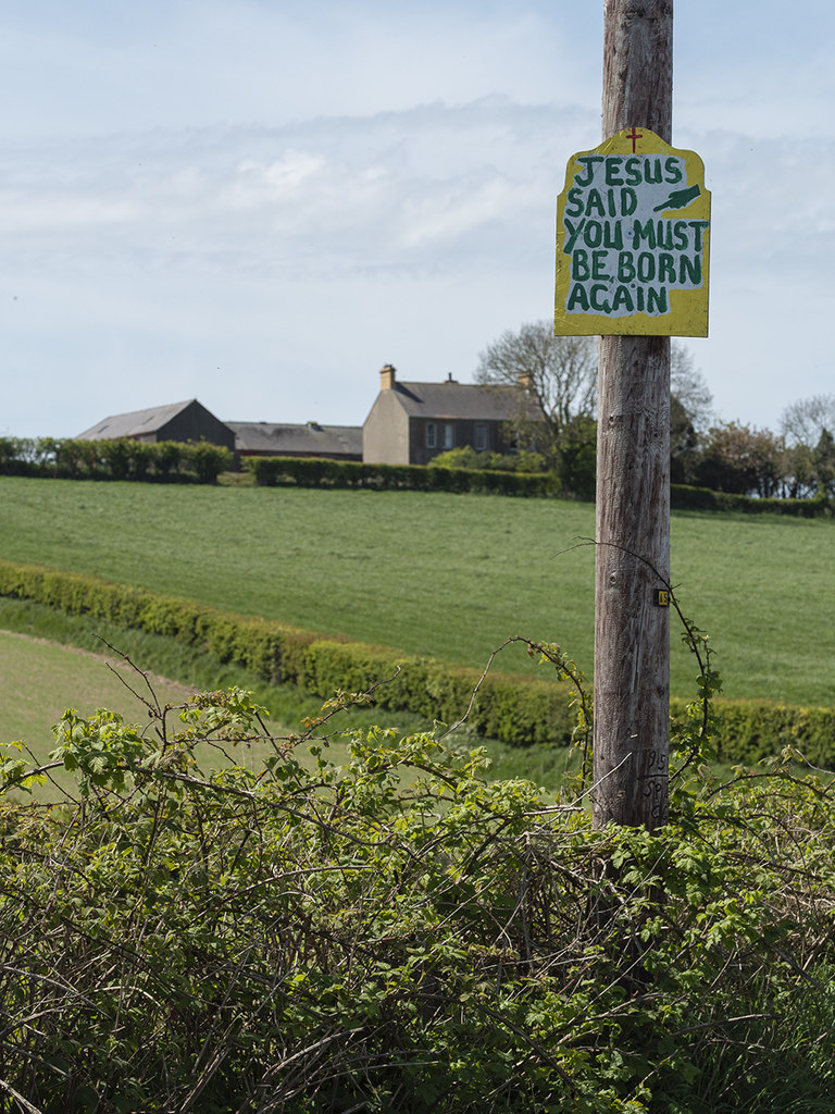 religious-message-near-ballywalter-rossographer-cc-by-sa-2-0