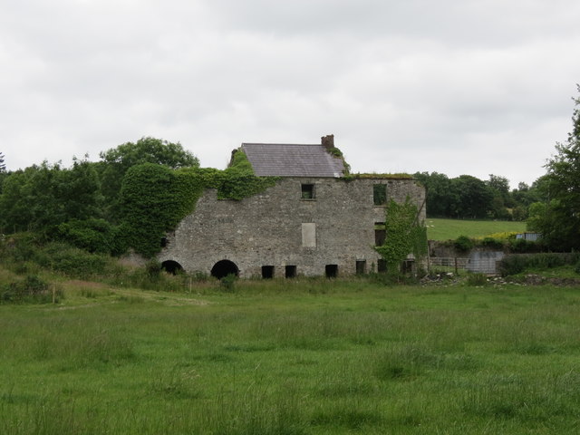 The ruined remains of Drumboe ... © Martin Dawes cc-by-sa/2.0 ...