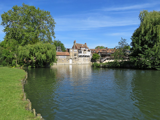 Darwin College and the River Cam © John Sutton :: Geograph Britain and Ireland