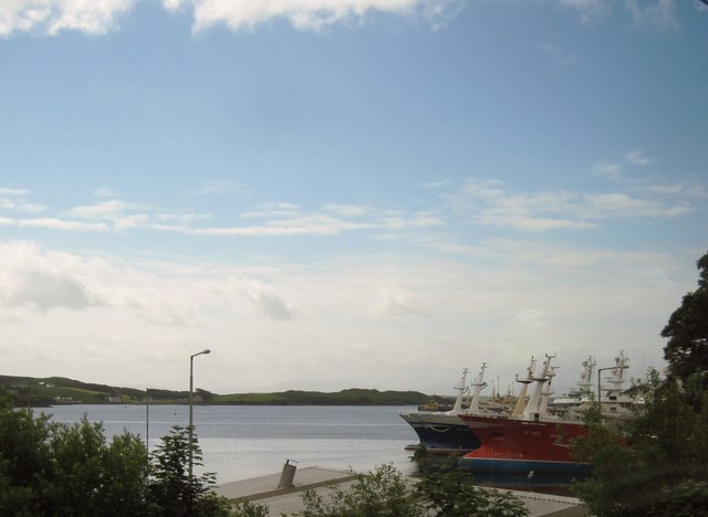 Over  rooftops  to  Killybegs  harbour