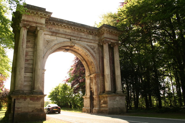 Brocklesby Memorial Arch (1): east side