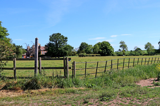 Pasture and footpath east of Badger in Shropshire