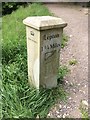 Modern Waymarker near the B6116, Burton Dean, Kirkburton