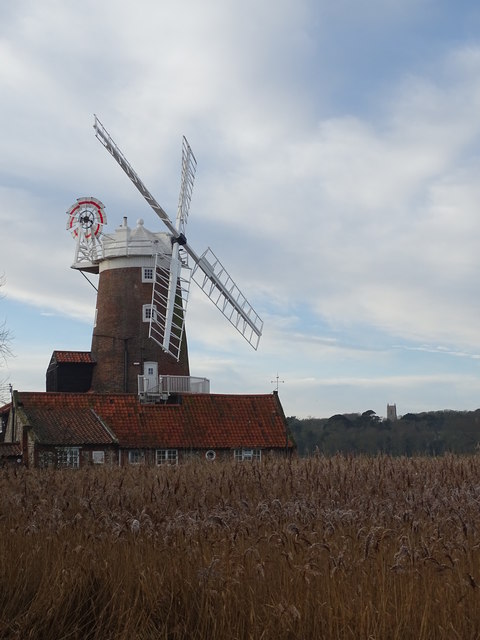 Cley Windmill © Matthew Chadwick cc-by-sa/2.0 :: Geograph Britain and ...