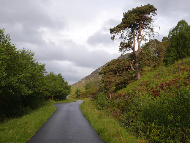 Road by Loch Beannacharan