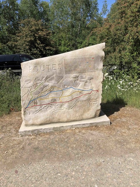 Route marker on Trans Pennine Trail Manvers