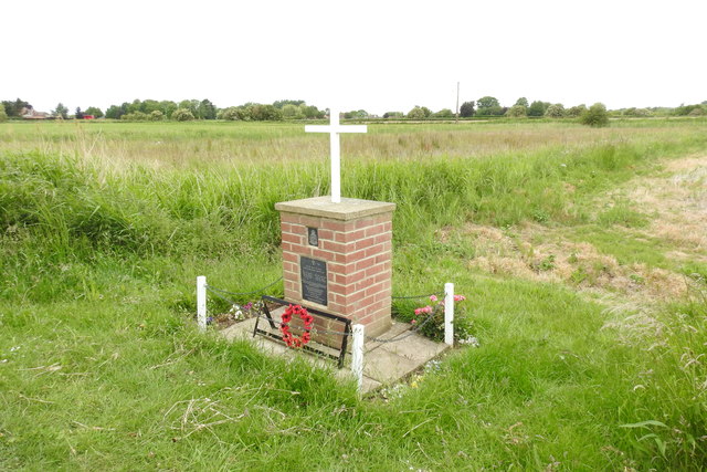 Memorial to the crew of Lancaster ND820, 10 April 1944