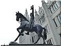 NJ9406 : Robert the Bruce statue, Broad Street, Aberdeen by Stephen Craven