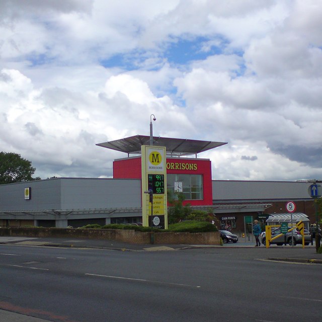 petrol-below-a-pound-a-litre-gerald-england-geograph-britain-and