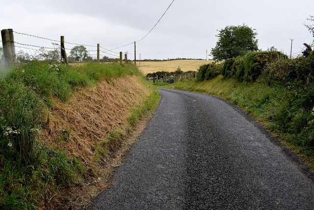 A bend along Roeglen Road